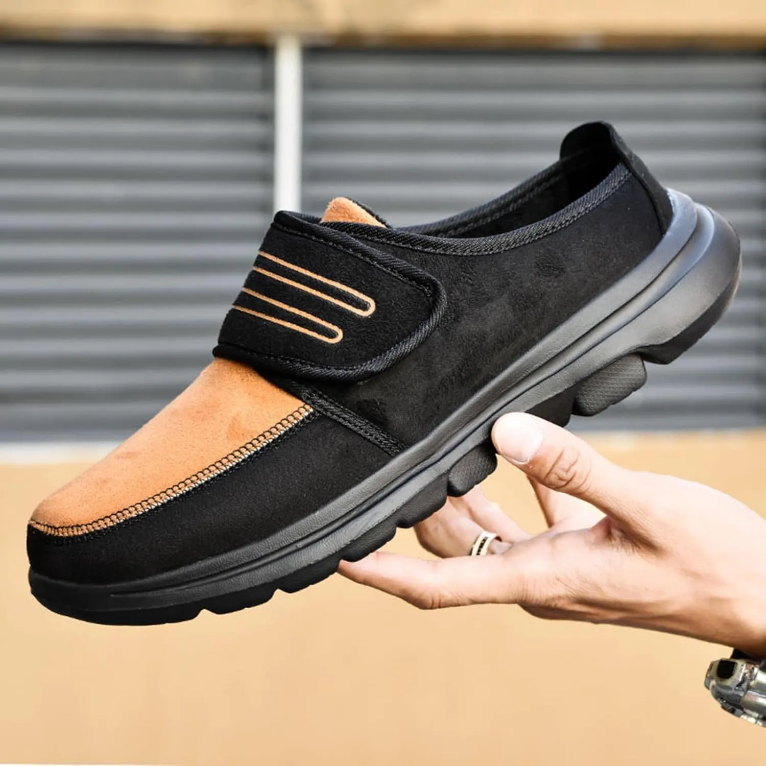 2022 New Couple Men's Autumn and Winter Walking Lightweight Soft Sole Non Slip Cover Heel Mens Casual Slip on Shoes Wide Men'