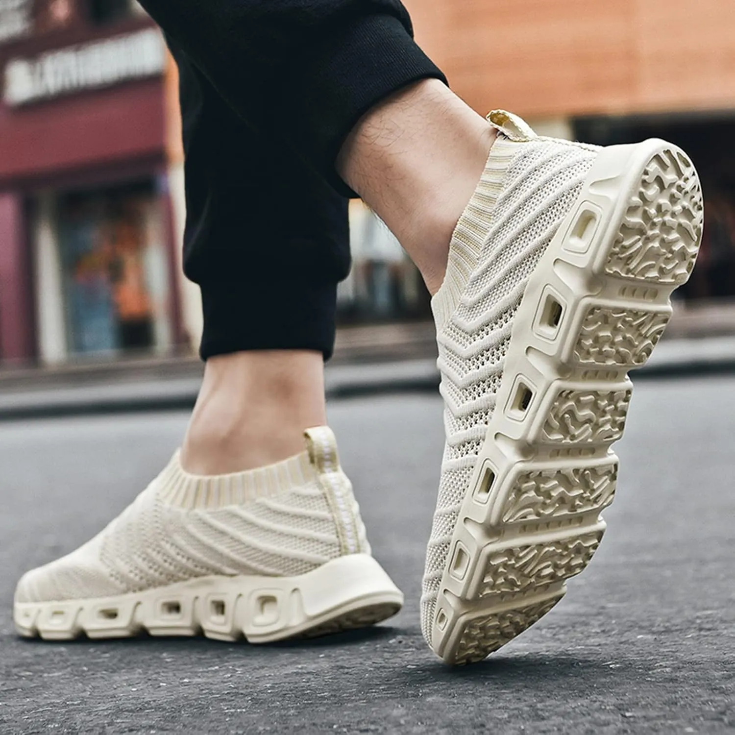 2022 New Men's Hollow Flying Woven Lightweight Breathable Comfortable Decompression Fashion Casual Shoes Men Sneaker Men's FA