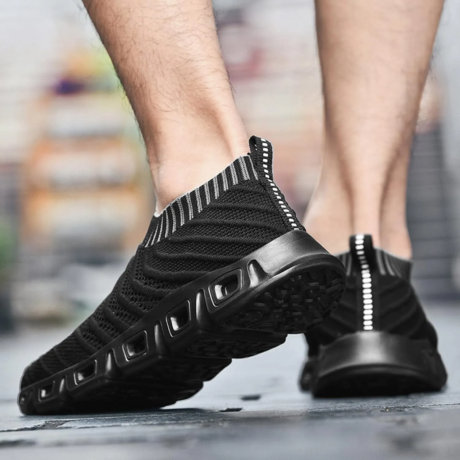 2022 New Men's Hollow Flying Woven Lightweight Breathable Comfortable Decompression Fashion Casual Shoes Men Sneaker Men's FA