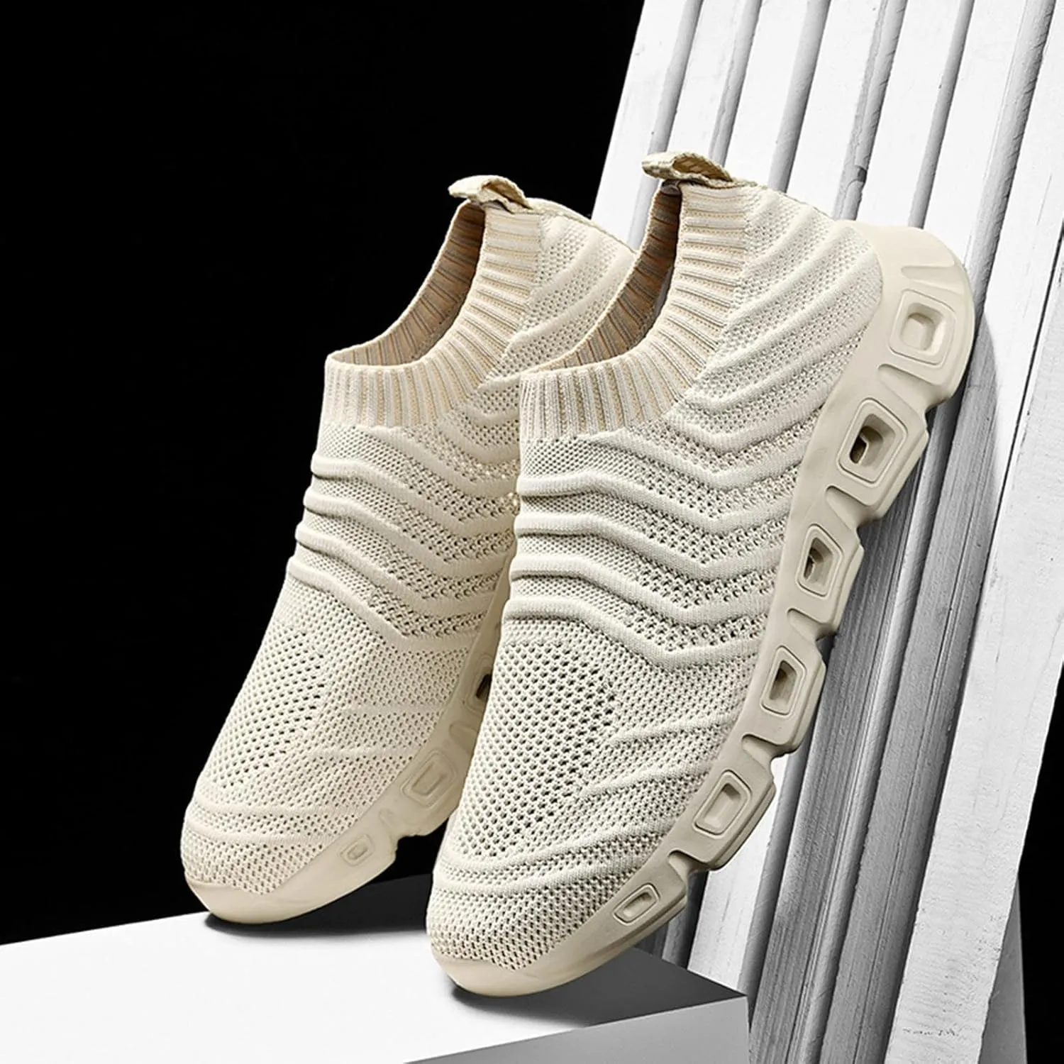 2022 New Men's Hollow Flying Woven Lightweight Breathable Comfortable Decompression Fashion Casual Shoes Men Sneaker Men's FA