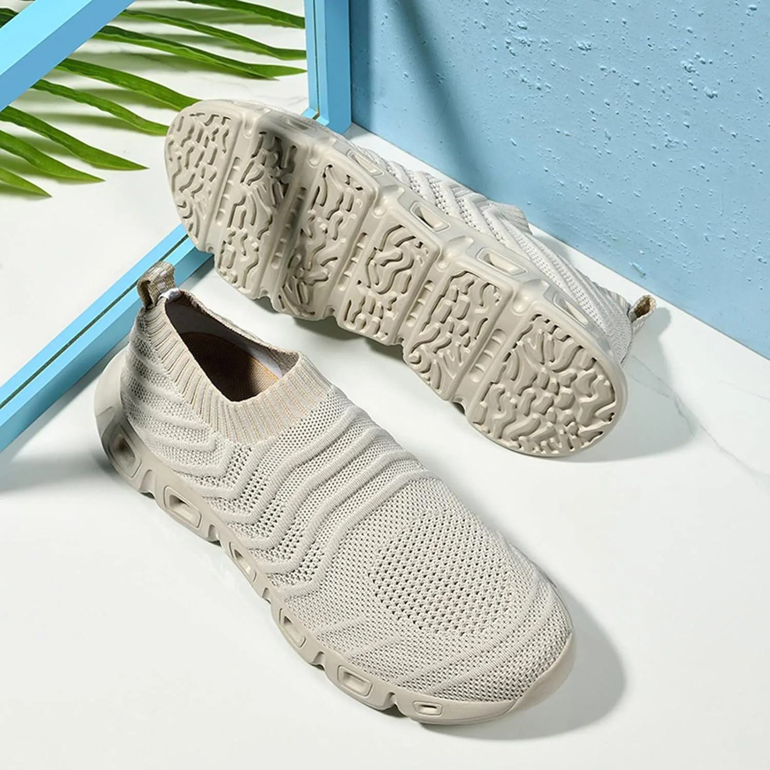 2022 New Men's Hollow Flying Woven Lightweight Breathable Comfortable Decompression Fashion Casual Shoes Men Sneaker Men's FA