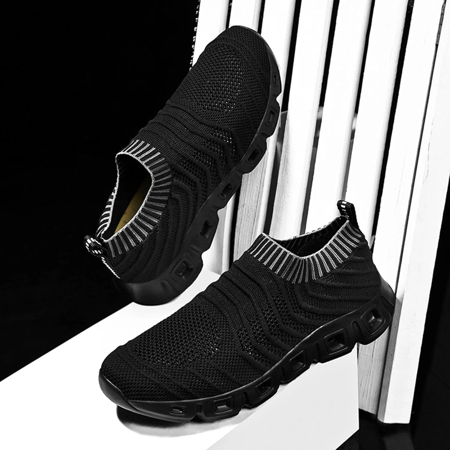 2022 New Men's Hollow Flying Woven Lightweight Breathable Comfortable Decompression Fashion Casual Shoes Men Sneaker Men's FA