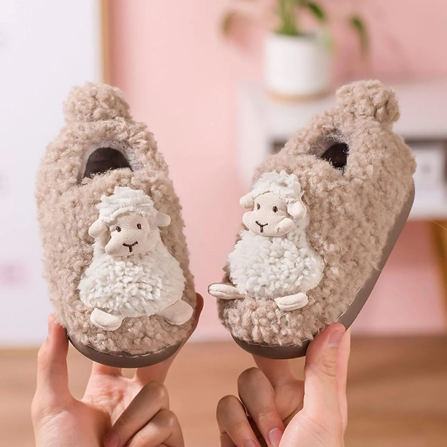 Autumn And Winter Cute Boys And Girls Slippers Flat Bottom Soft Comfortable Warm Cartoon Sheep Foam House
