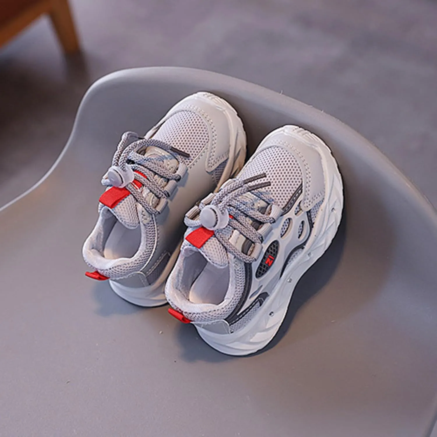 Boys Girls Shoes Kids Mesh Led Sneakers Tennis Running Light Up Shoes Lace-Up Unisex Lightweight Breathable Shoes