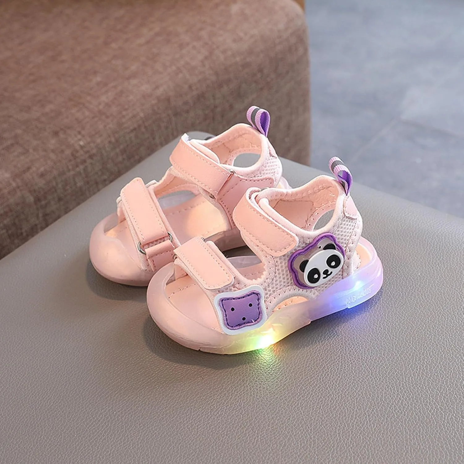 Children Light Up Shoes LED Light Up Water Shoes Non-slip Adjustable Strap Baby Sandals Lightweight Soft Sole Shoes