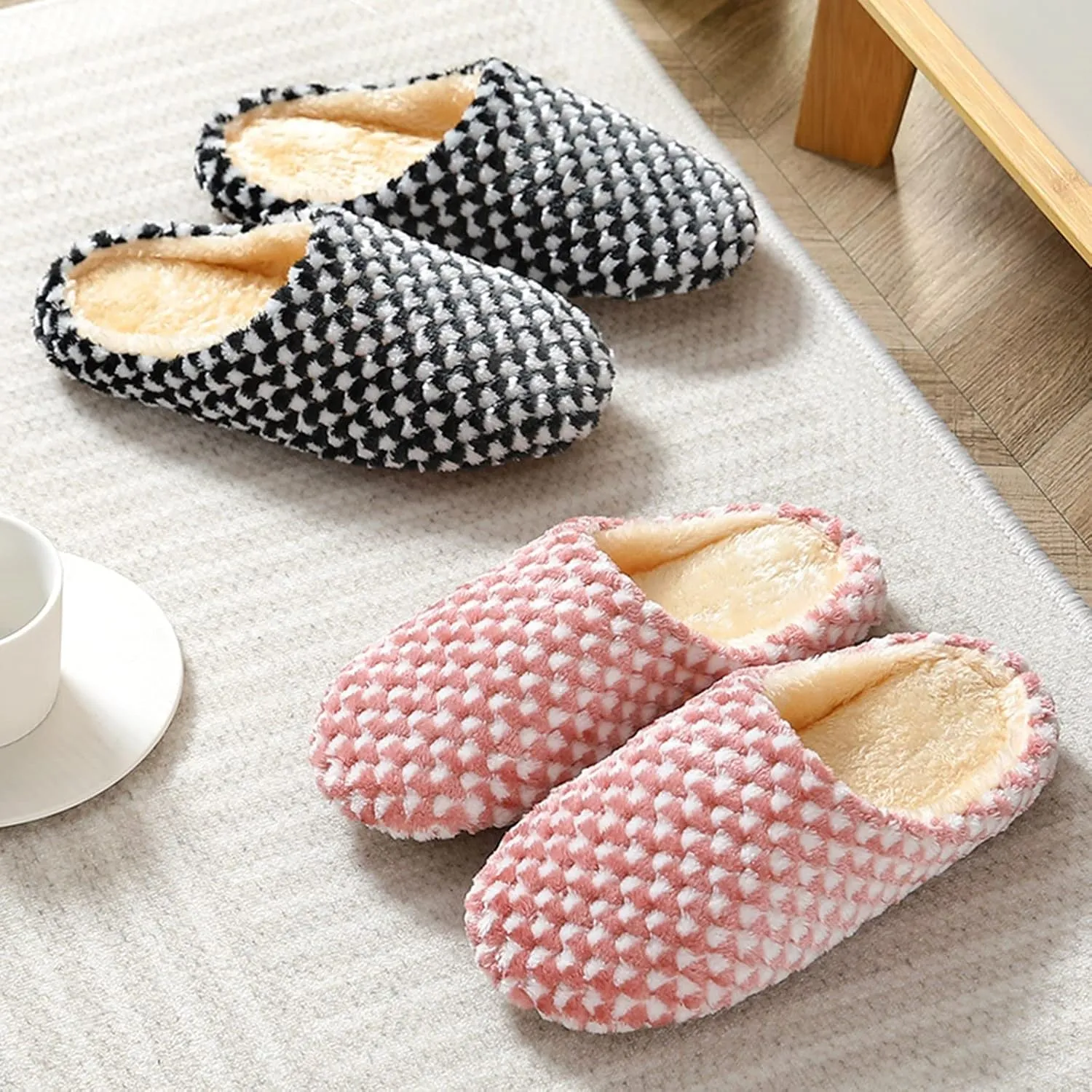 Christmas Slippers for Men Comfort Fluffy Fuzzy Slip-on House Slippers Open Toe Cross Band Indoor Outdoor Non-Slip
