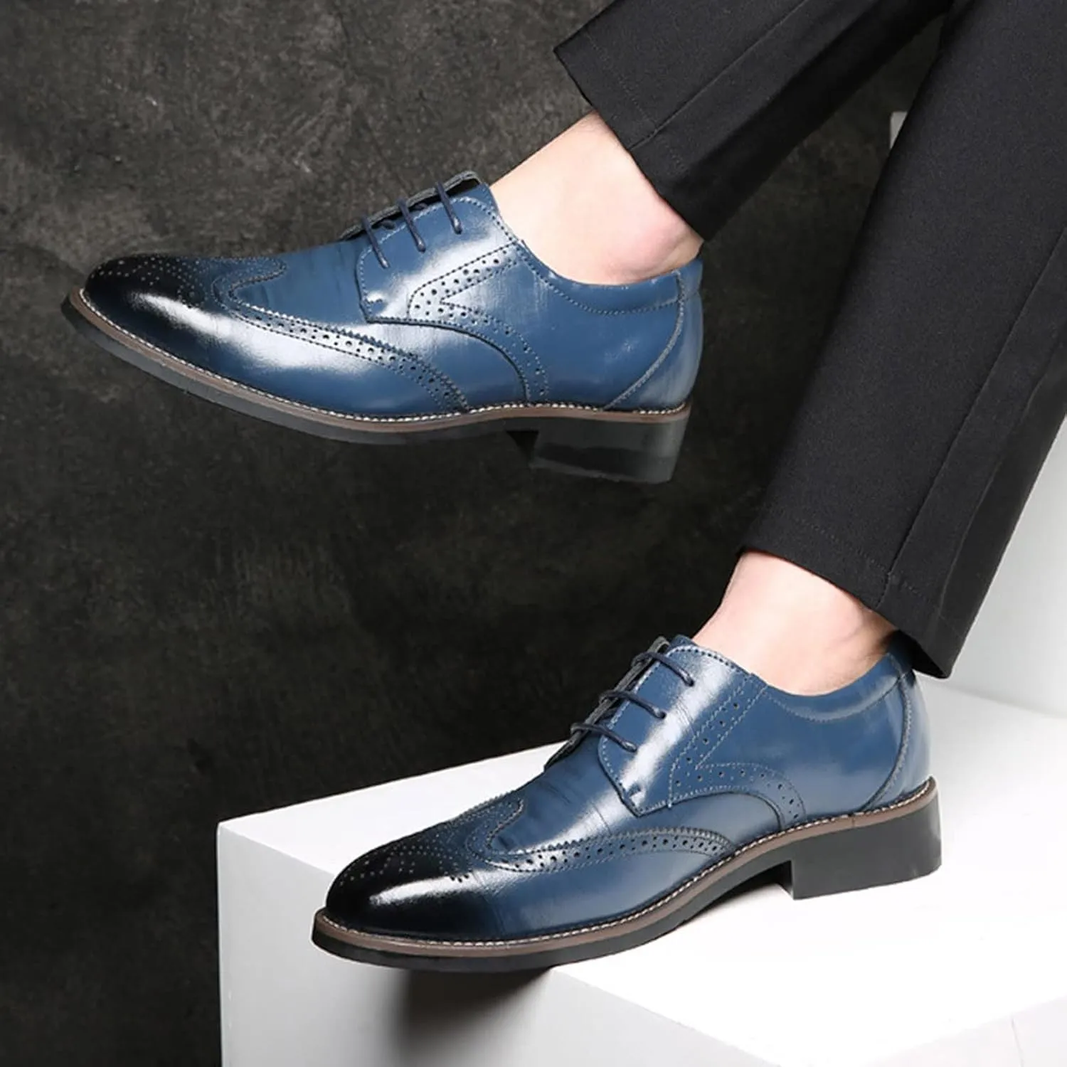Classical Style Men's Breathable Hollow Business Casual Pointed Shoes Extra Wide Shoes for Men Leather Men's Fashion Men Shoe