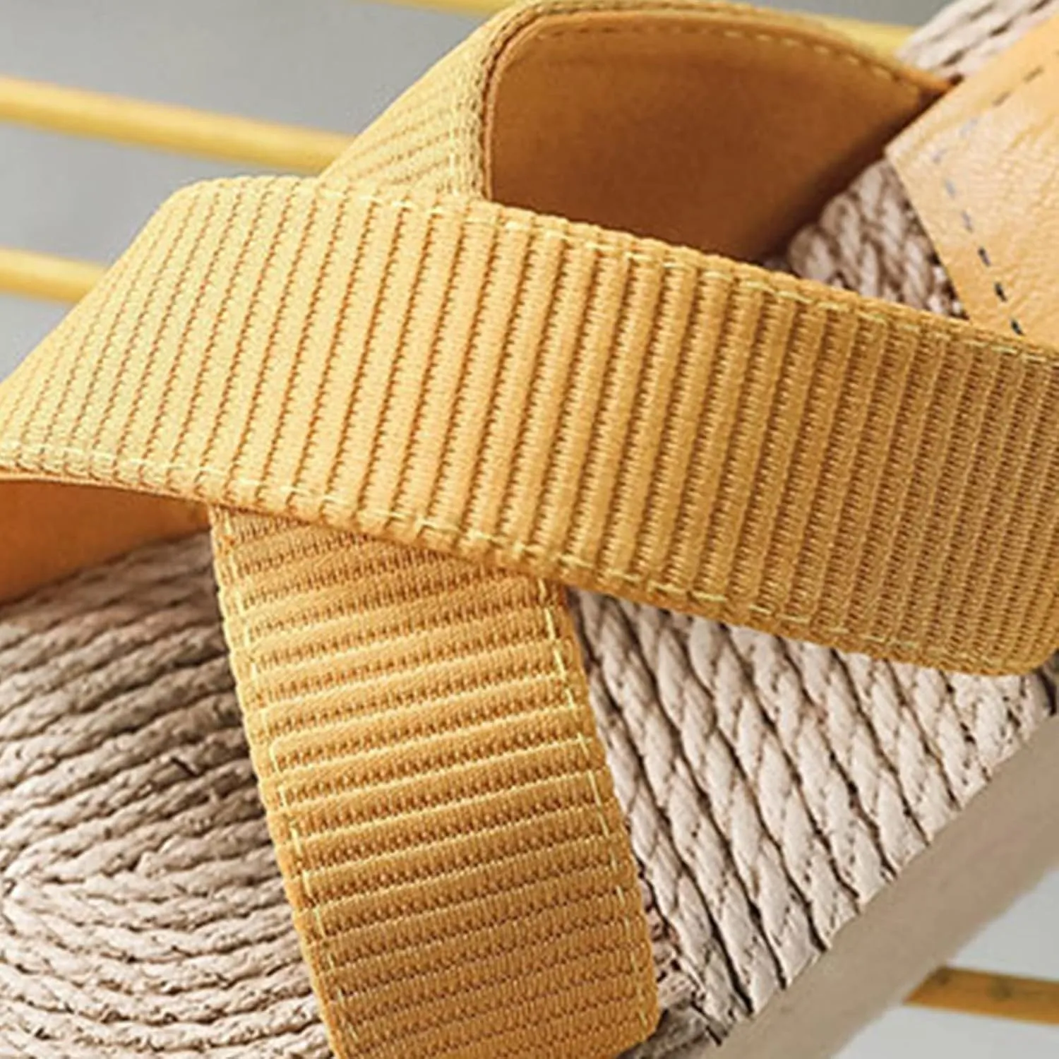 Comfortable Slip On Slide Sandals Fashion Heel High Spring Summer Sandals Casual Beach Slippers Wedge Women's slipper