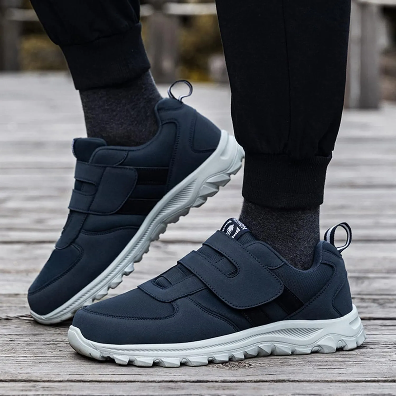 Couple Models Men's Middle and Elderly Light and Comfortable Non Slip Hook Loop Walking Sport Sneaker Shoes for Men Men Shoes
