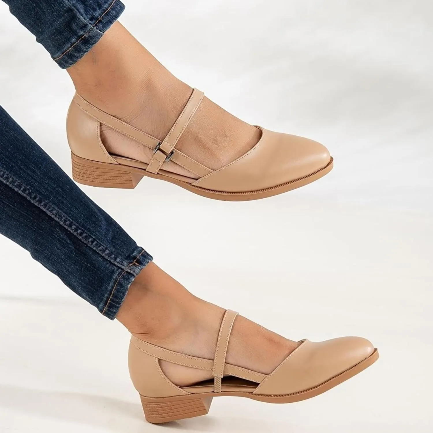 Derimi'O Mary Jane Shoes Women - Elegant Low Heel Mary Janes - Comfortable and Stylish Mary Jane Flats for Everyday Wear - Classic Design Mary Jane Pumps with Secure Strap