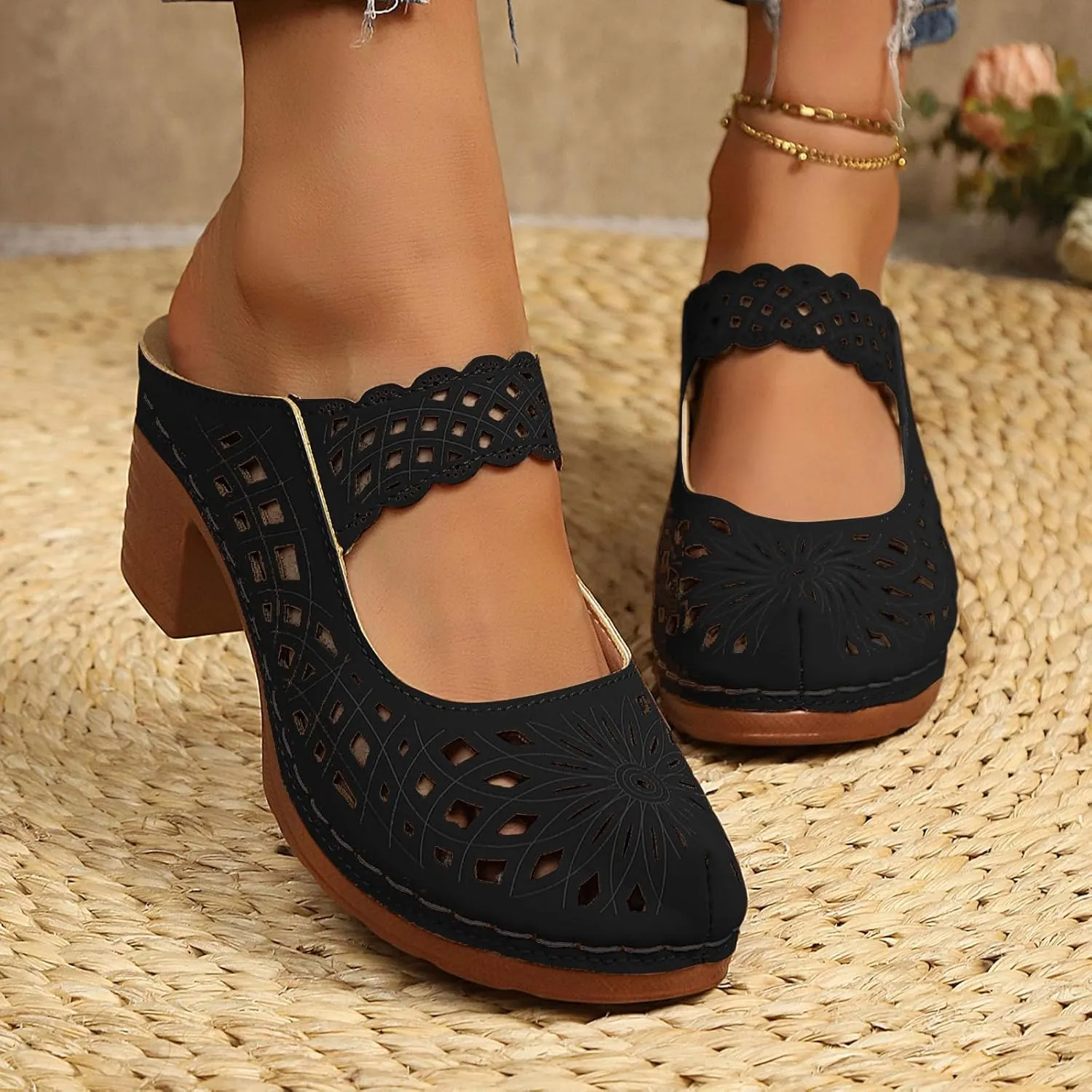 Dressy Summer Heel Fashionable And Versatile Women's Slippers Thick Mid Heel Soft Sole Hollow Closed Toe Casual Sandals
