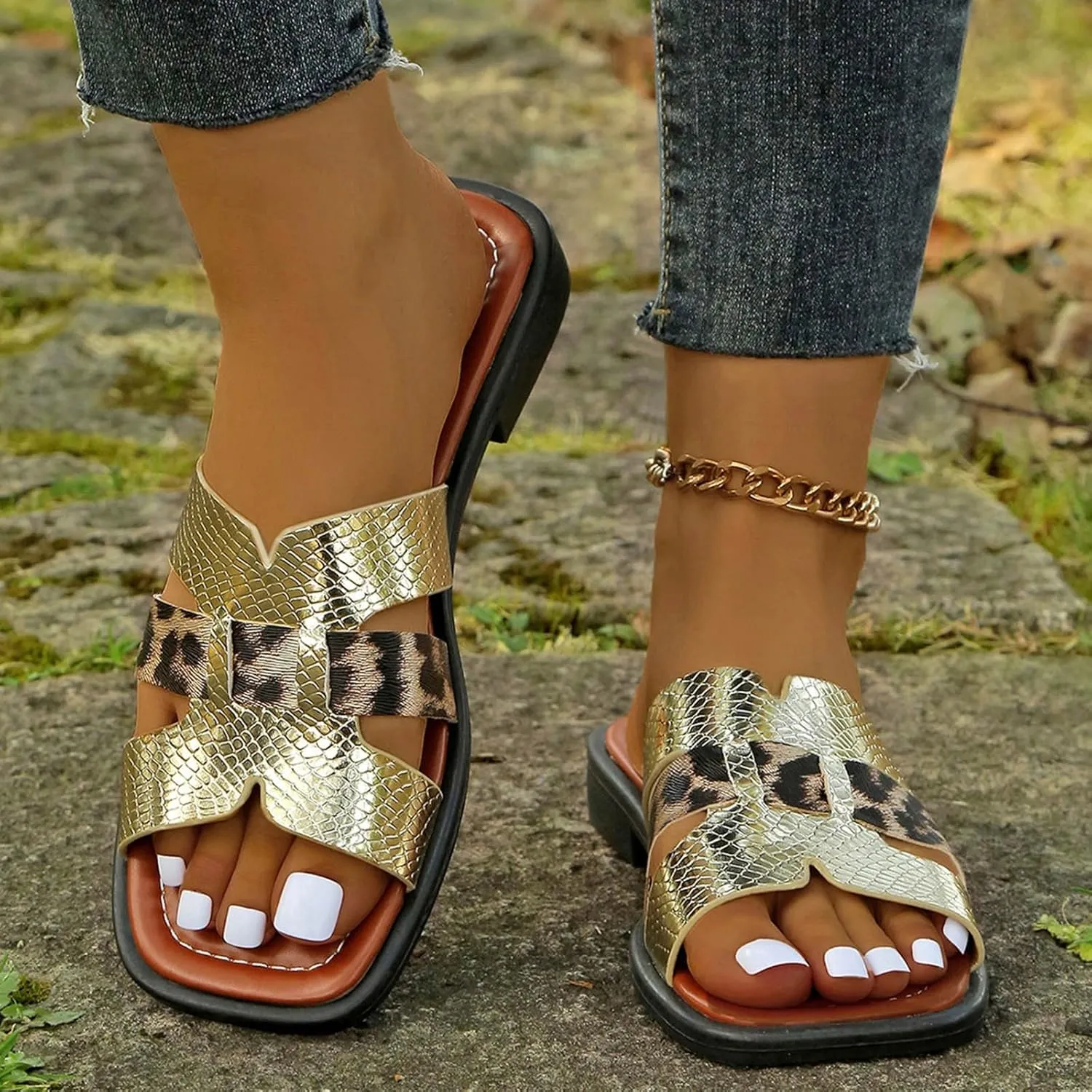 Fashion Slides Slippers for Summer Flat Sandals Comfortable Suitable For Party Vacation Sexy Square Toe Bohemian Sandals