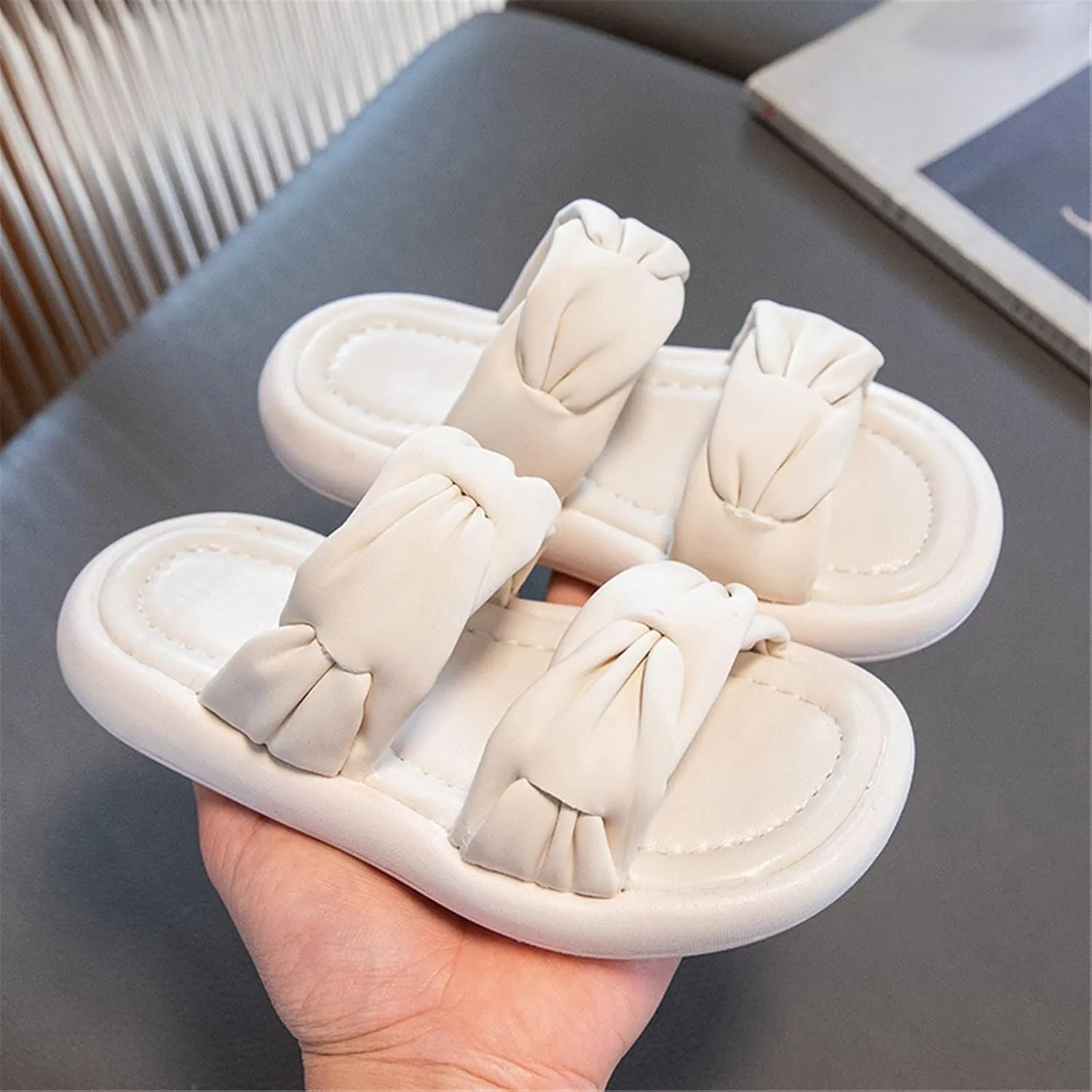 Flat Sandals Summer Shoes for Kids Big Kids Children's Baby Girls Slippers Summer Outwear Fashion Leather Slippers Daily Beach Shoes