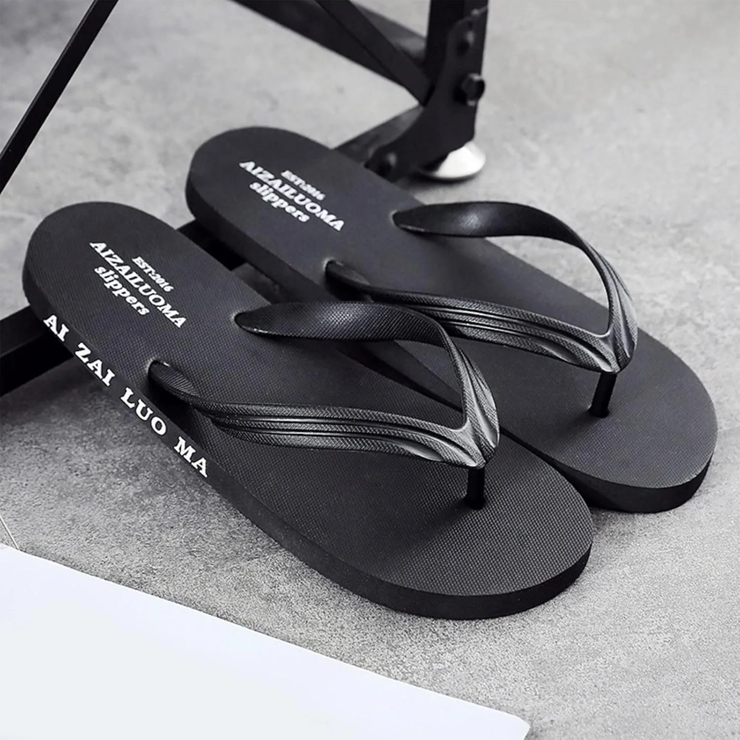 Flip Flops Men Summer Flat Soft Bottom Comfortable Lightweight Casual Beach Sandals Dressy Sandals Men