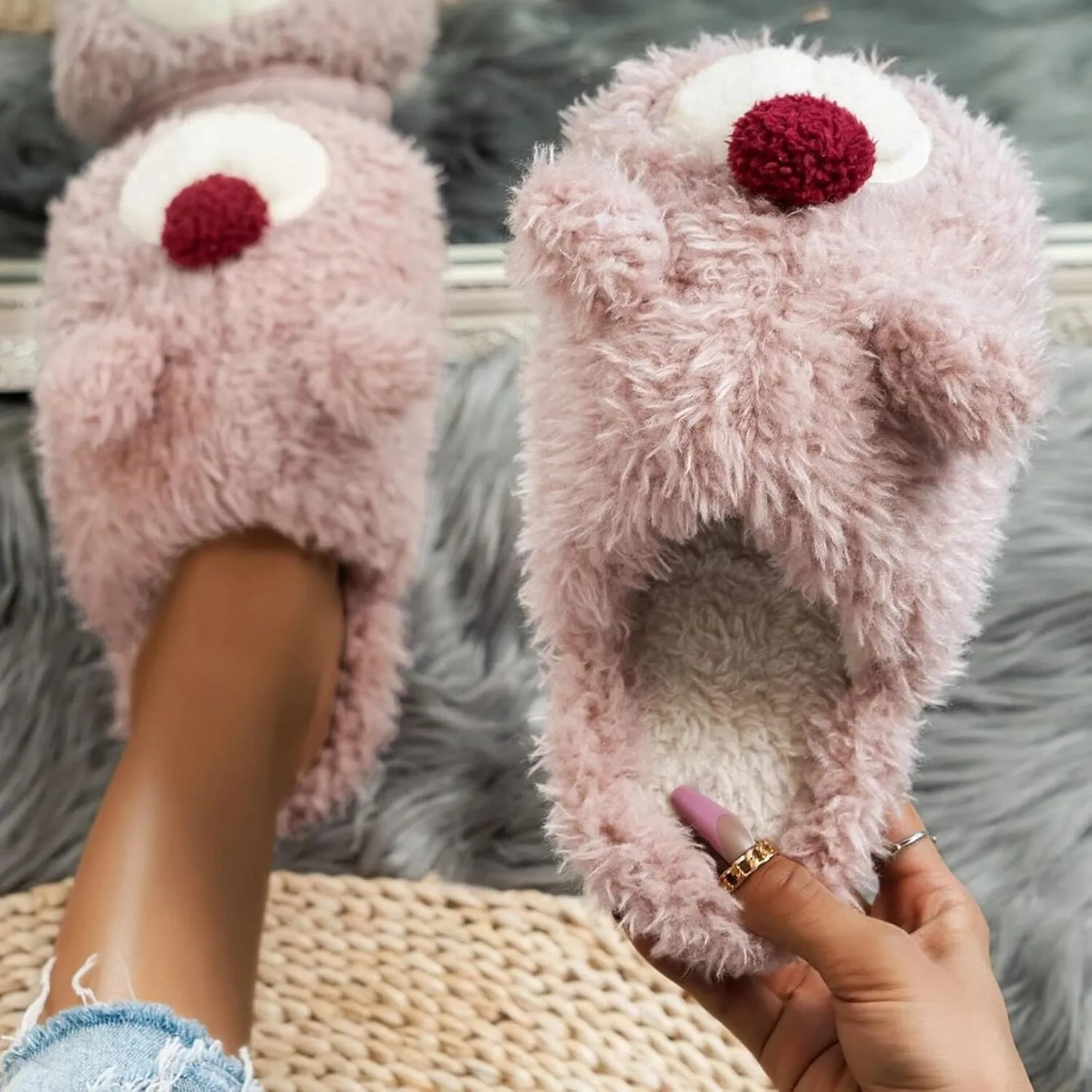 Gibobby House Slippers for Women Comfort Fluffy Fuzzy Slip on House Slippers Closed Toe Indoor Outdoor Non-Slip
