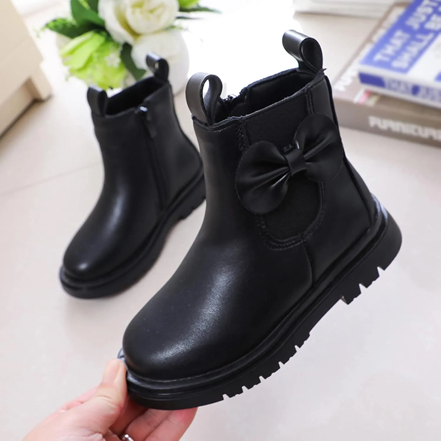 Girls Ankle Boots, Girls Leather Shoes Waterproof Leather Short Boots Non Slip Breathable Nude Boots with Zipper (Black, 6-7 Years)