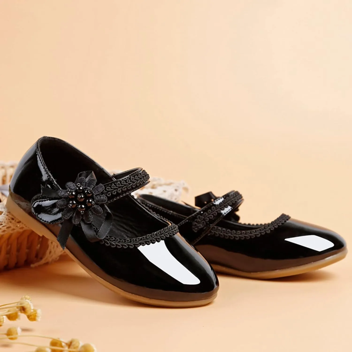 Girls Dress Shoes Toddler Girls Mary Jane with Pearls Low Heels Pumps for Flower Girl Wedding Party Girls School Shoes