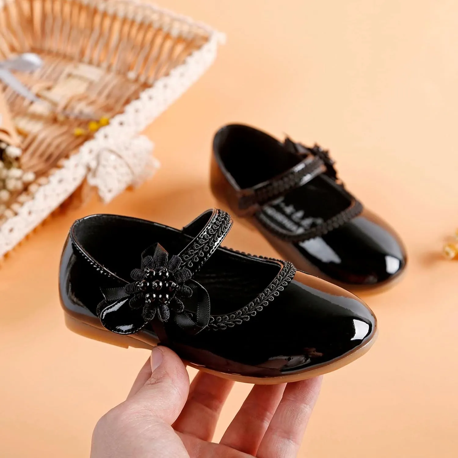 Girls Dress Shoes Toddler Girls Mary Jane with Pearls Low Heels Pumps for Flower Girl Wedding Party Girls School Shoes