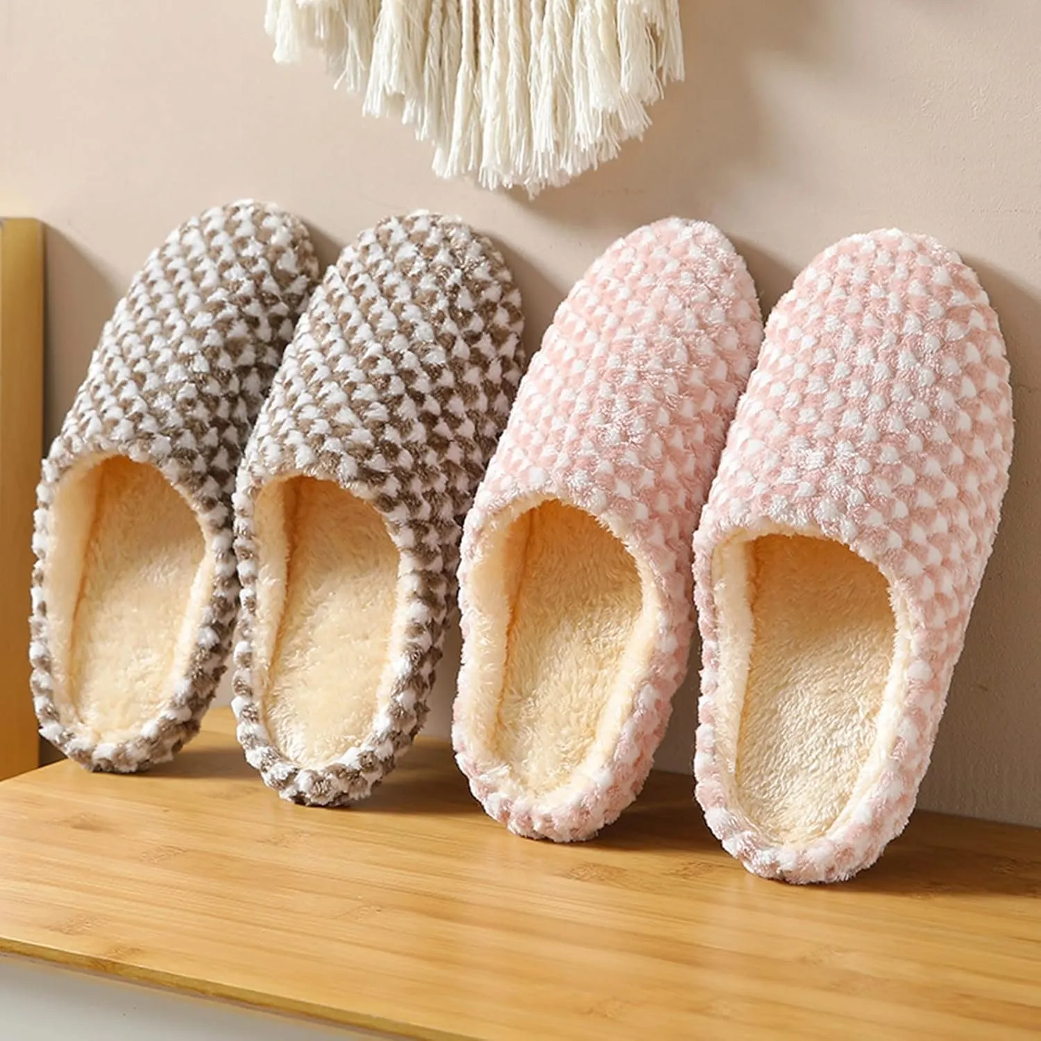 House Slippers for Womens Cozy Slip on Fluffy Slippers Scuff Shoes Fuzzy Plush Slippers Indoor Outdoor Slipper