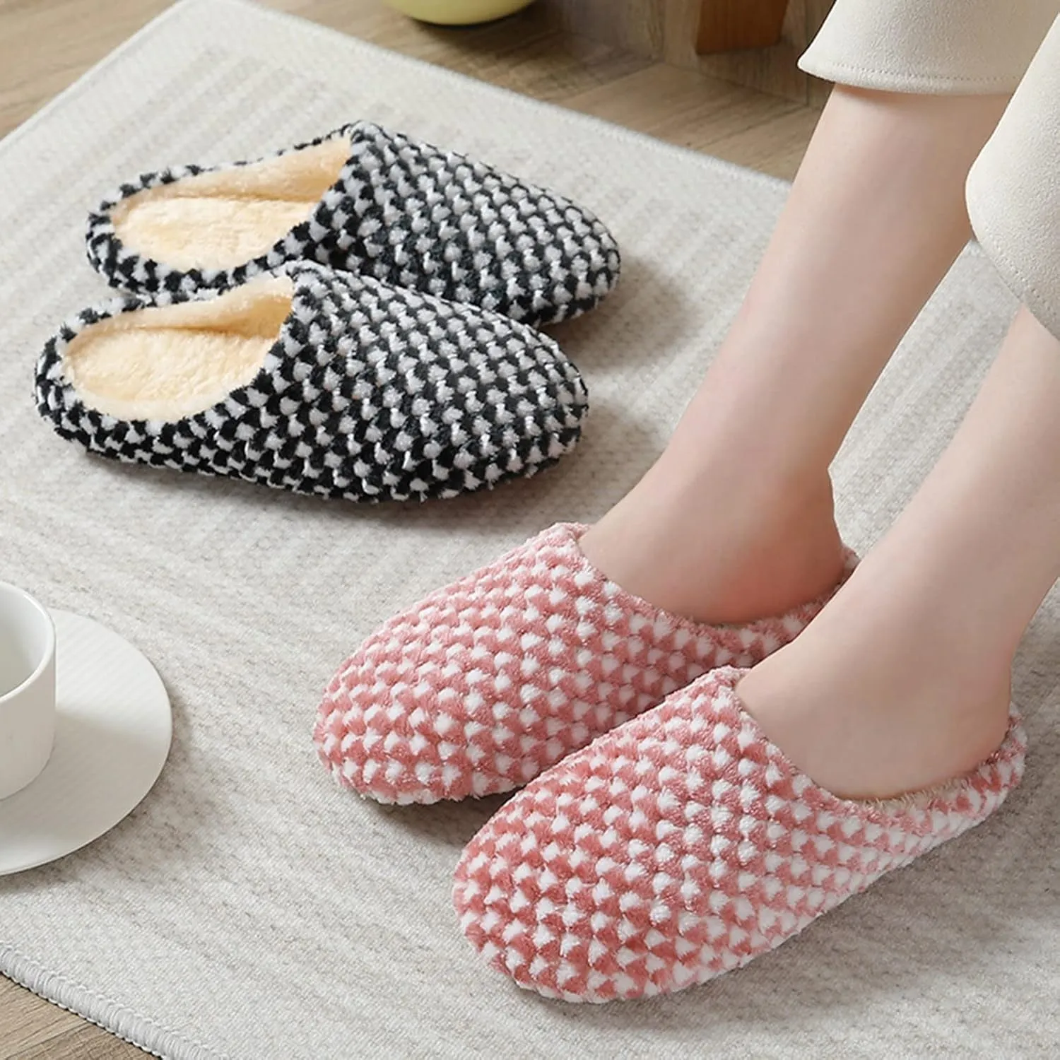 House Slippers for Womens Cozy Slip on Fluffy Slippers Scuff Shoes Fuzzy Plush Slippers Indoor Outdoor Slipper