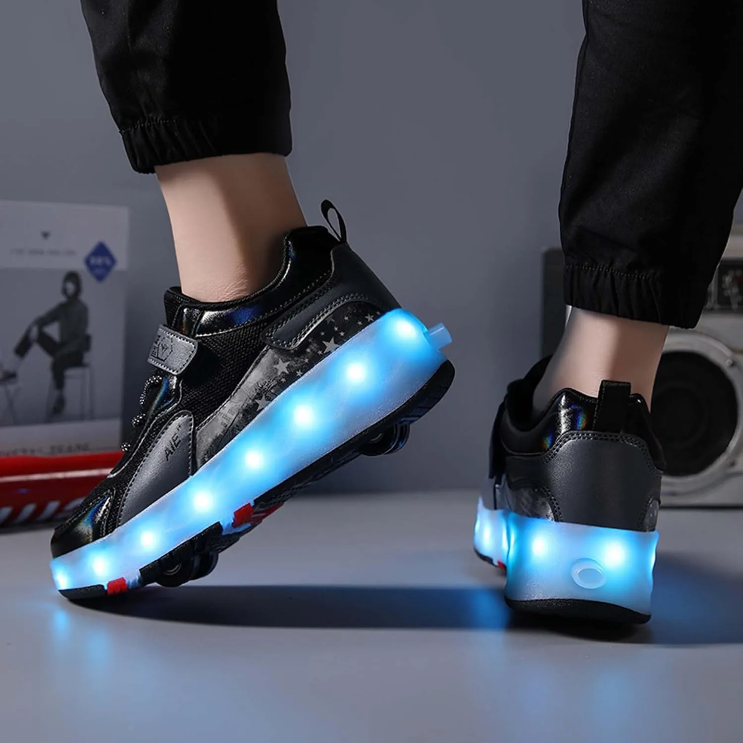 Kids Roller Skating Shoes Casual Walking Shoes Boys Shoes LED Colorful Luminous Shoes USB Charging Detachable Pulleys Suitable for Beginners in roller Skating Sports