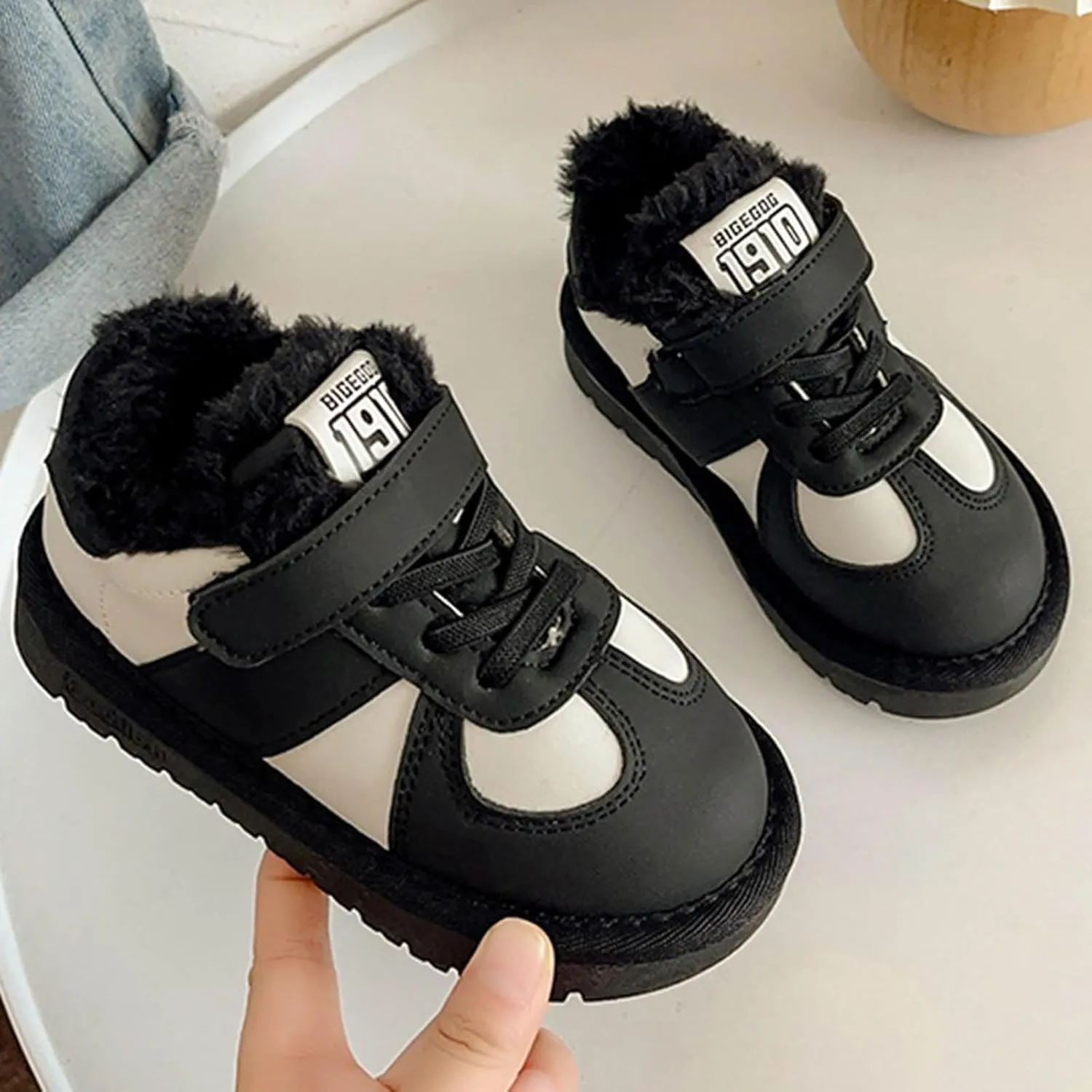 Kids Sneakers for Girls Boys, Comfortable Anti-Collision Non-Slip Stylish Lightweight Platform Kids Rubber Shoes