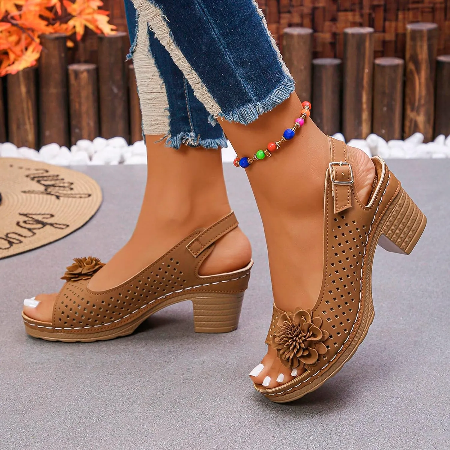 Ladies Orthopedic Sandals Slides Non Slip Beach Sandals Trendy Elegant Flowers Decor Hollow Out Low Heel Sandal with Adjustable Buckle Straps