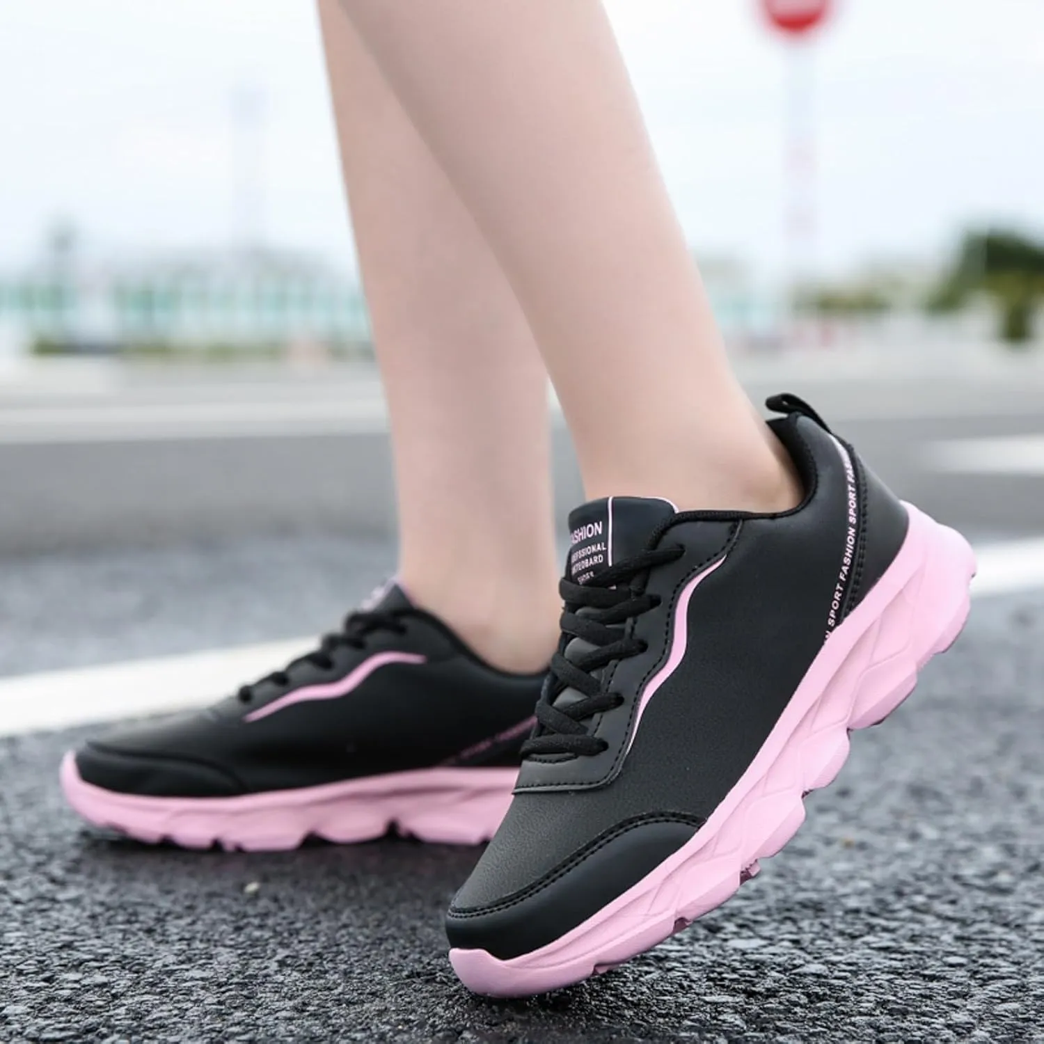 Lightweight Breathable Diabetic Shoes for Women Sports Workout Gym Shoes for Running Barefoot Minimalist Shoe