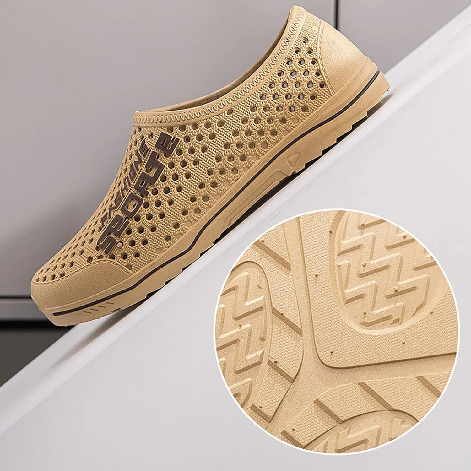 Men Sandal Close Toe Non Slip Beach Shoes Breathable Slip-On Water Sandals for Men