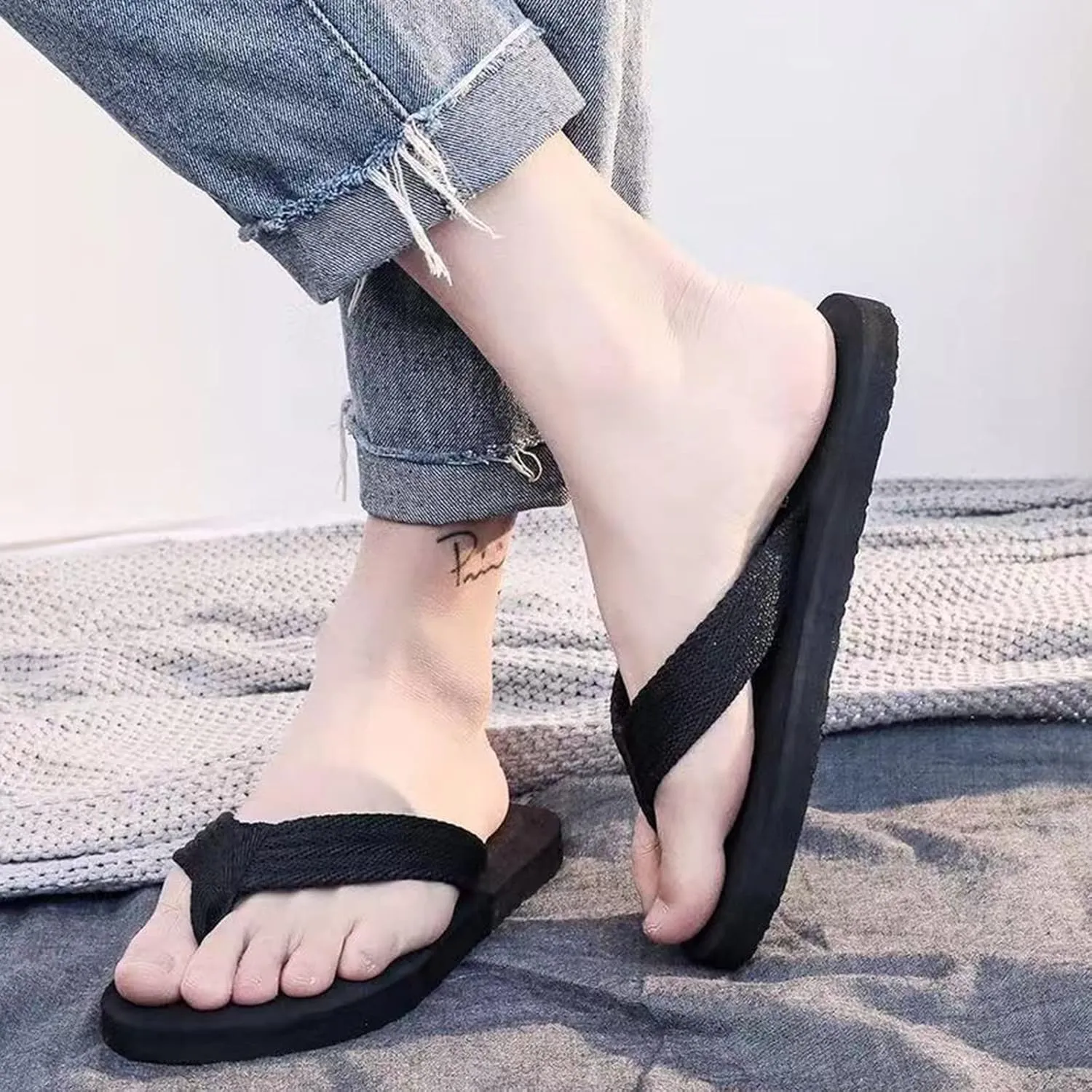 Men Shoes Fashion Beach Flip Flops Flat Toe Sandwich Beach Flip Flops for Men Light Sandals