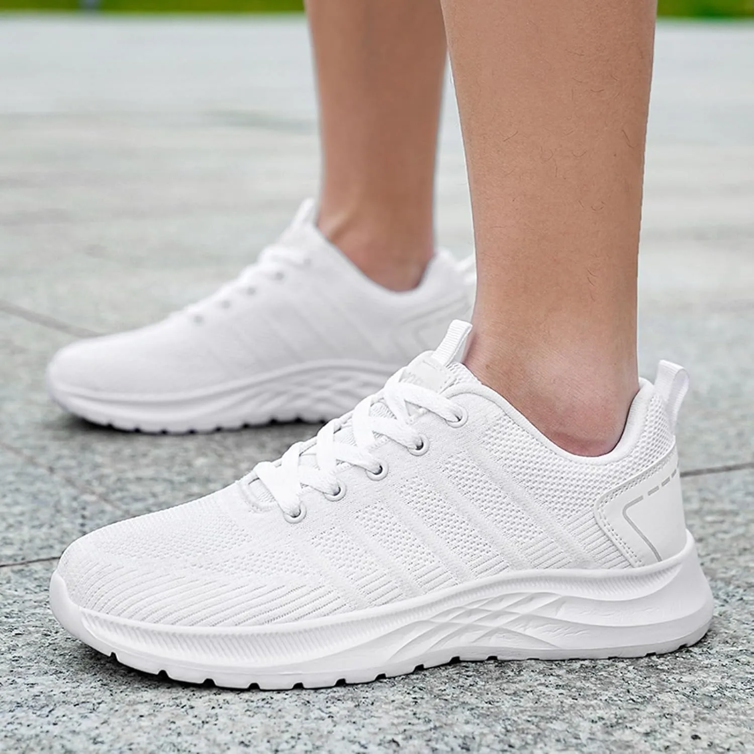 Men Sports Shoes Fashionable Couple Style Simple and Solid Color Thick Bottomed Flat Mesh Fashion Sneaker Shoes for Men Men's