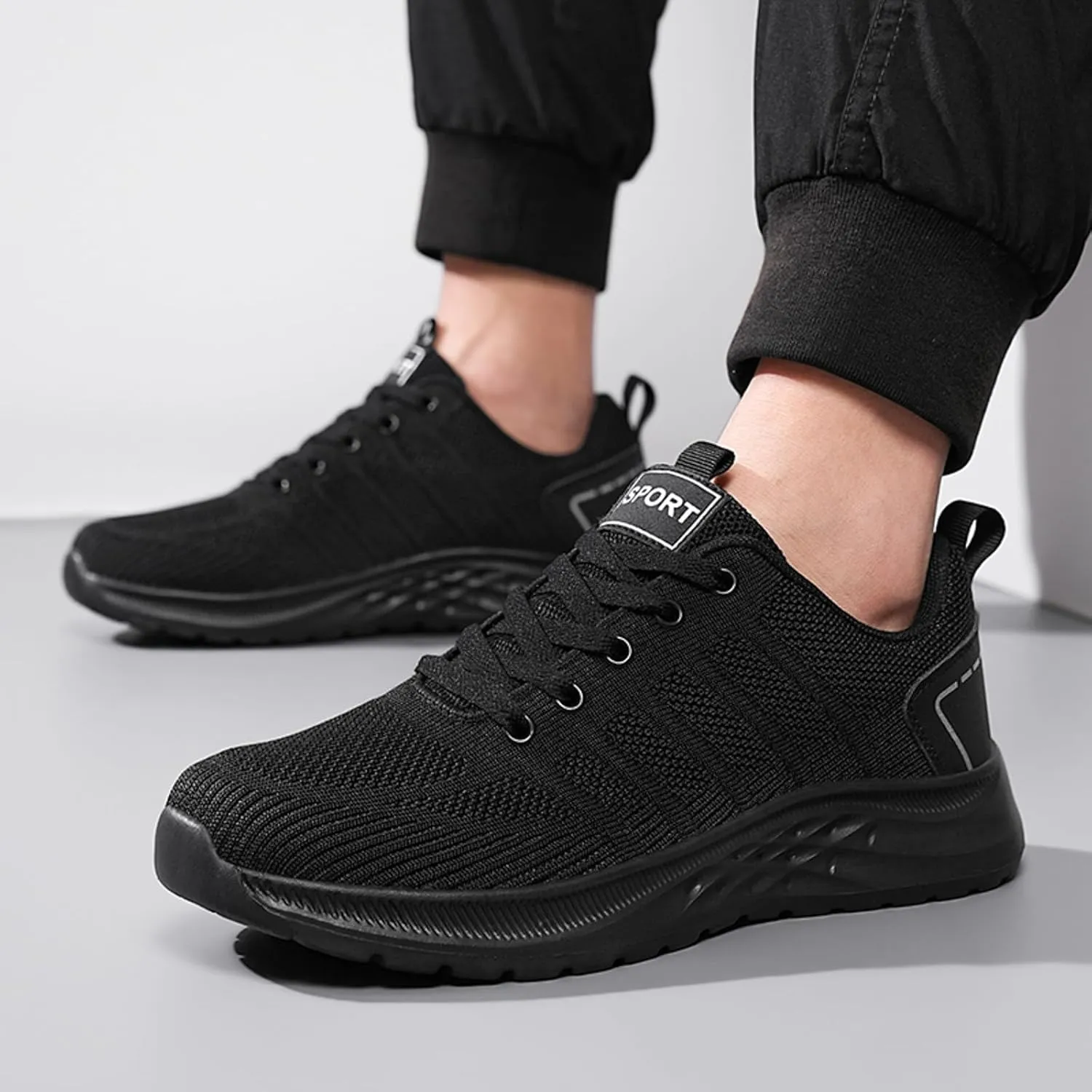 Men Sports Shoes Fashionable Couple Style Simple and Solid Color Thick Bottomed Flat Mesh Fashion Sneaker Shoes for Men Men's
