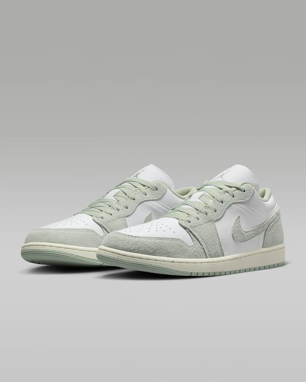 Men's Air Jordan 1 Low Shoes