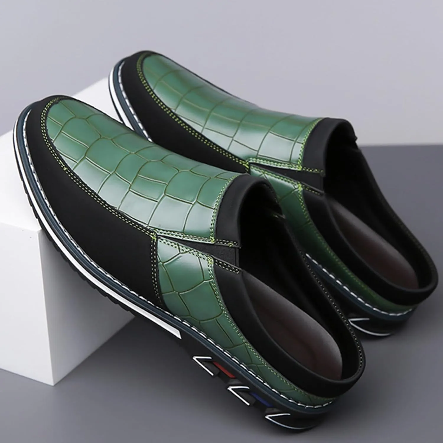Men's Leather Printed Soft Sole Formal Mules Casual Comfortable Round Toe Flat Non-Slip Backless Lightweight Driving Loafers Business Work Mules