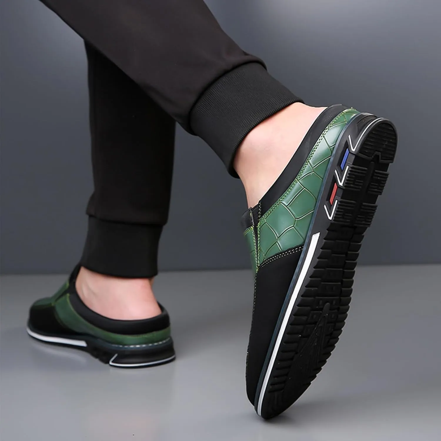 Men's Leather Printed Soft Sole Formal Mules Casual Comfortable Round Toe Flat Non-Slip Backless Lightweight Driving Loafers Business Work Mules