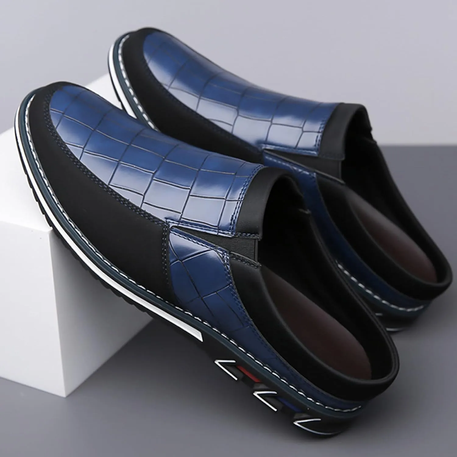 Men's Leather Printed Soft Sole Formal Mules Casual Comfortable Round Toe Flat Non-Slip Backless Lightweight Driving Loafers Business Work Mules