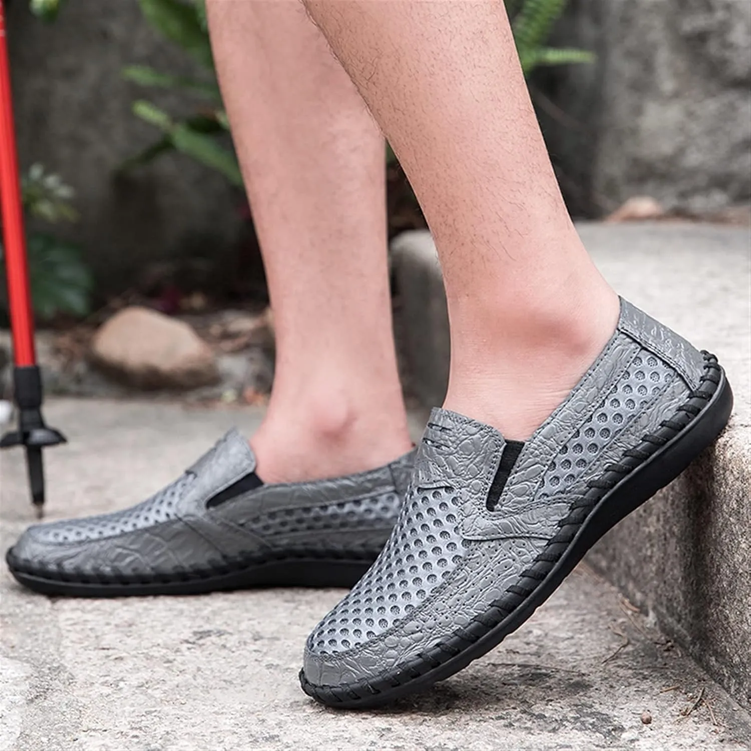 Mens Loafers Round Toe Breathable Loafer Shoes Flexible Anti-Slip Flat Heel Walking Slip On