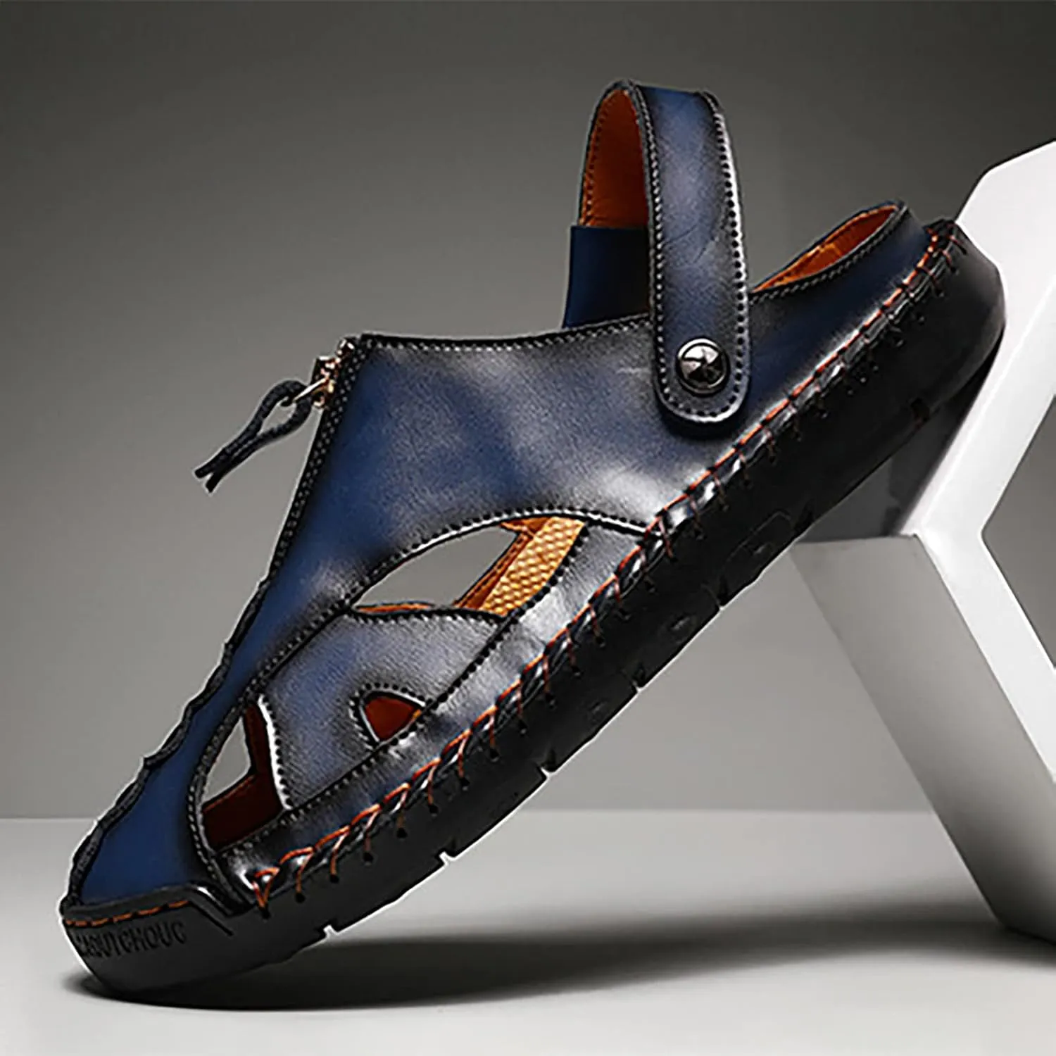 Men's Sandals Adjustable Outdoor Leather Closed Toe Beach Shoes Summer Breathable Fisherman Shoes Non Slip Comfortable for Hiking Walking Lightweight Durable Work Slippers for Men Daily Wear