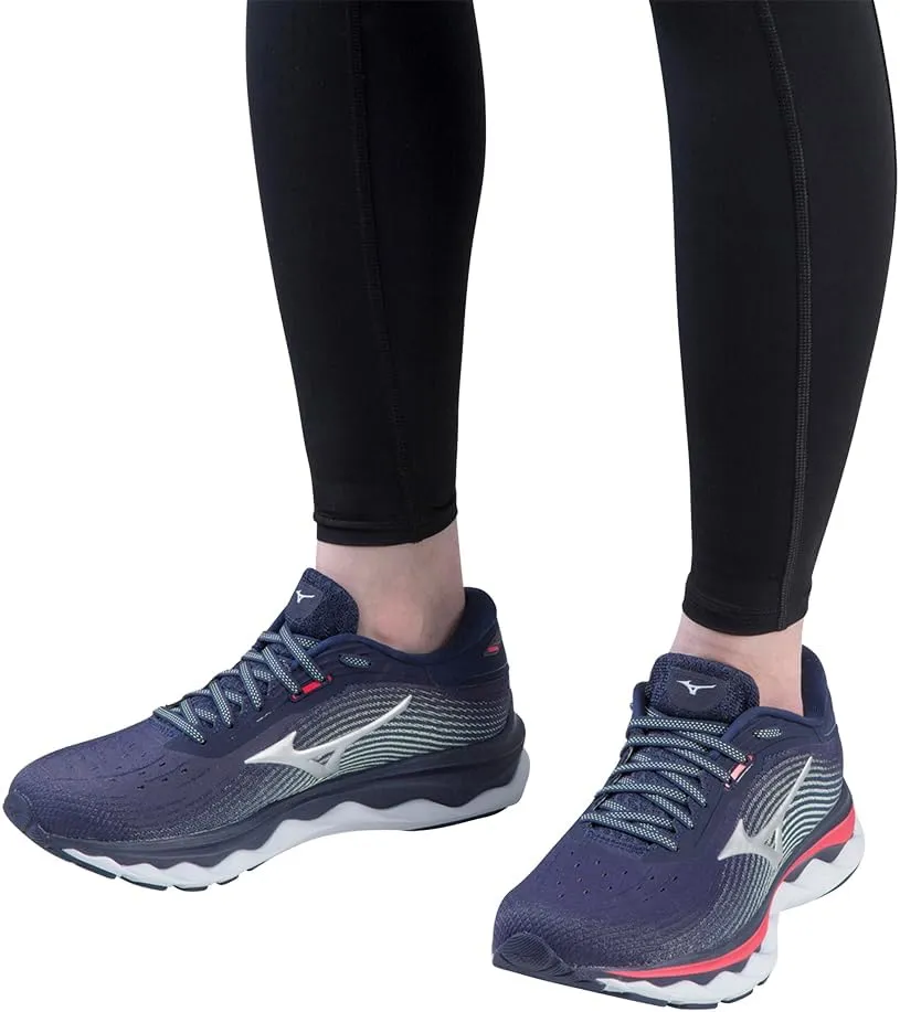 Mizuno Women's Wave Sky 5 Running Shoe