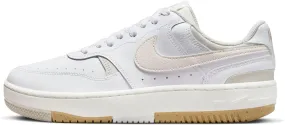 Nike Women's Laced Shoes