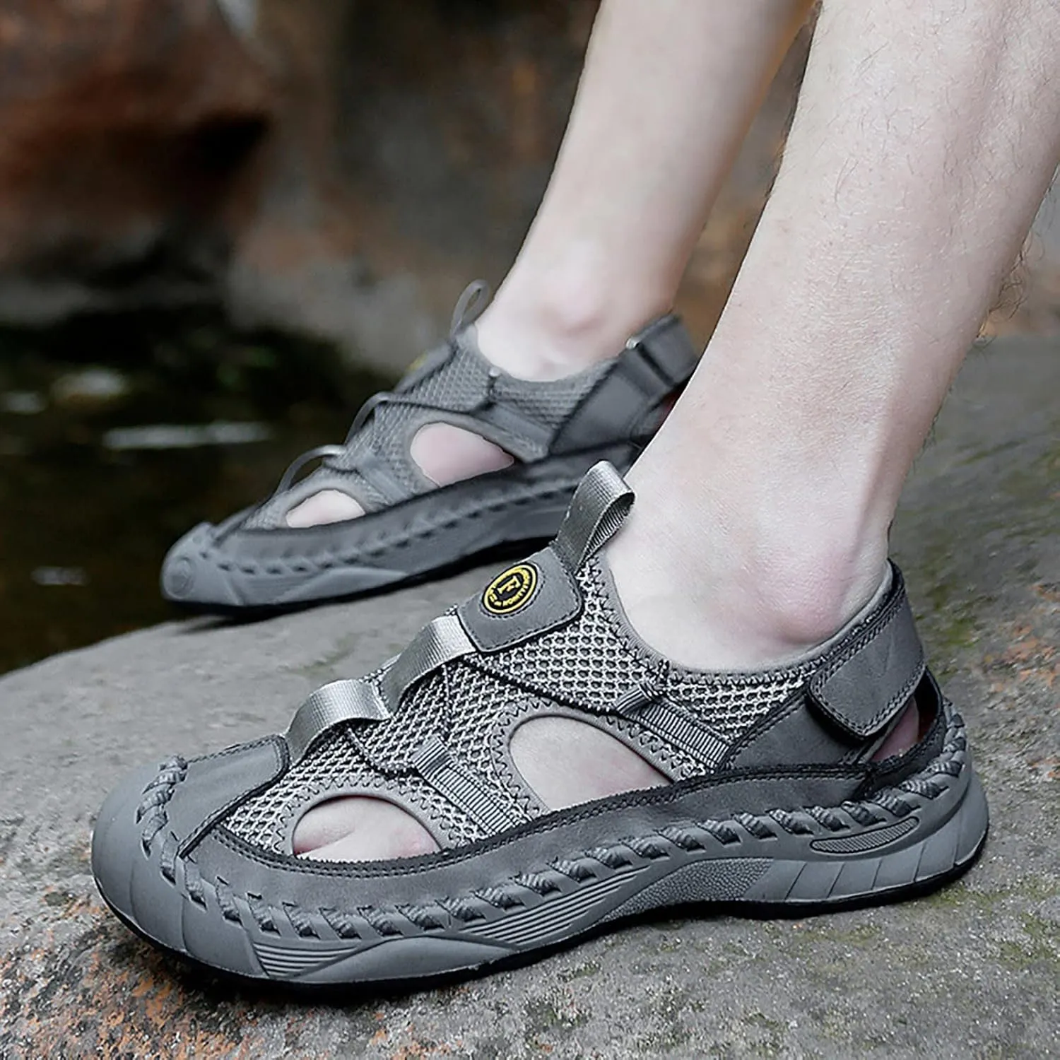 Sandals For Men Outdoor Summer Casual Thick Cushion Beach Water Fisherman Sandal Close Toe Water Shoes with Adjustable Strap