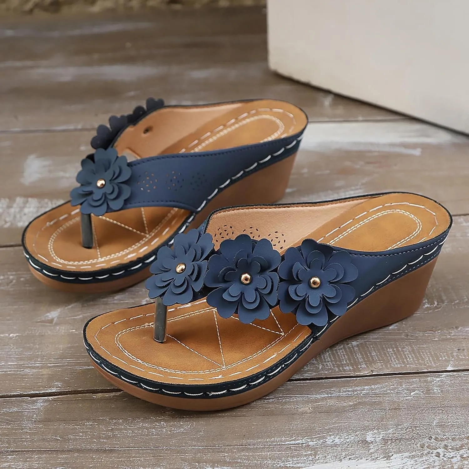 Sandals for Women Comfortable Wedge Platform Flip Flops Flat Open Toe Silppers Dressy Casual Walking Shoes Chic Flower Beach Vacation Sandals with Arch Support