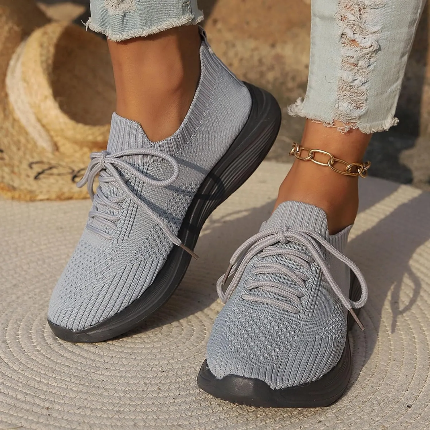 Slip on Shoes for Women Black Leather Tennis Shoes Women Casual Lace Up Non Slip Walking Shoes Women's Shoes