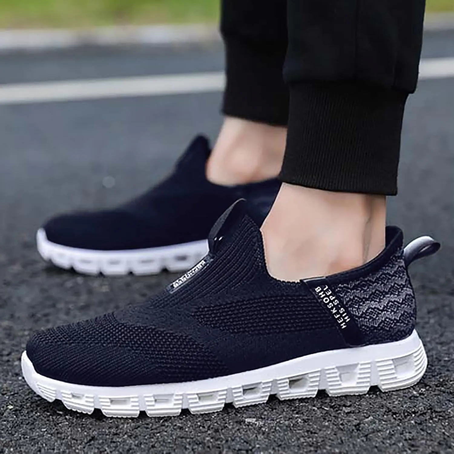 Sports Shoes for Men's Autumn New Outdoor Leisure Flying Weaving Mesh Sports Shoes Foreign Low Top Shoes Men Casual Men's San