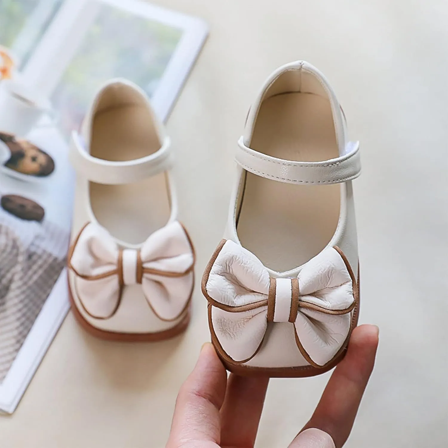 Spring and Summer Girls Casual Shoes Bow Hook Loop Solid Color Comfortable Single Shoes Toddler Girls Running Shoes