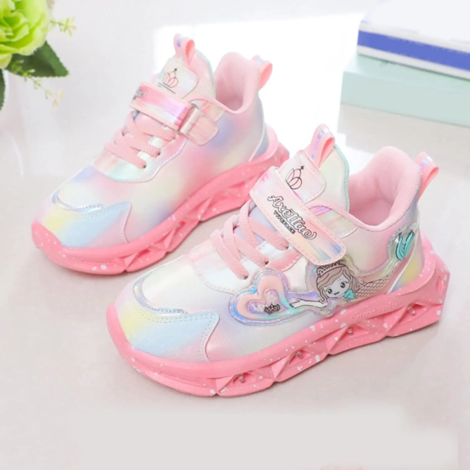 Toddler Girl Light Up Shoes Lights Breathable Lightweight Casual Luminous Shoes Kids Led Shoes