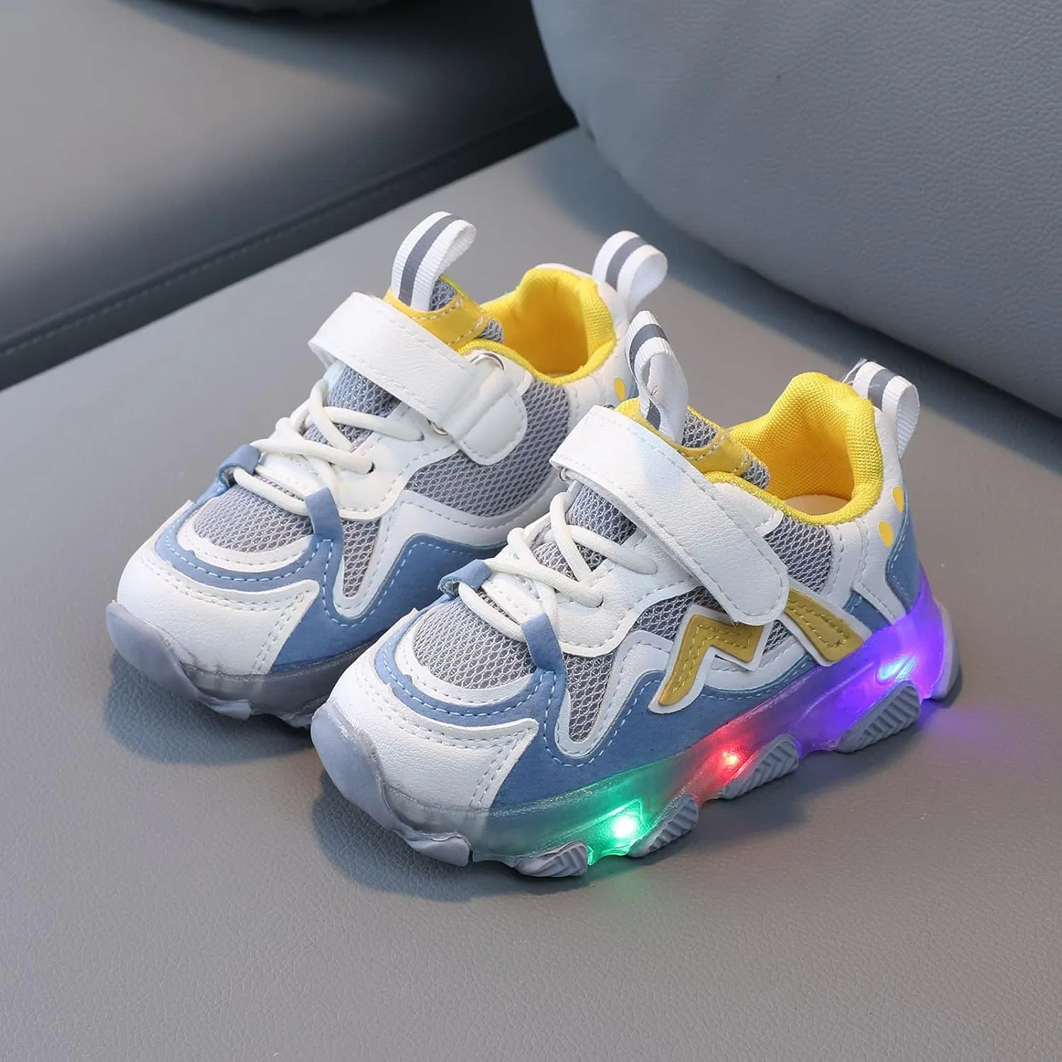 Toddler Kids Light Up Sneakers Light Led Kids Mesh Luminous Sport Baby Running Children Girls Glowing Luminous Shoes