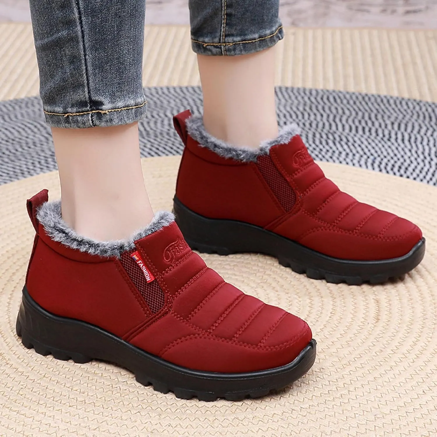 Winter Snow Boots for Women Waterproof Insulated Warm Fur Lining Ankle Booties Comfortable Slip On Outdoor Shoes Anti Slip Hiking Walking Shoes Platform Sneakers for Ladies