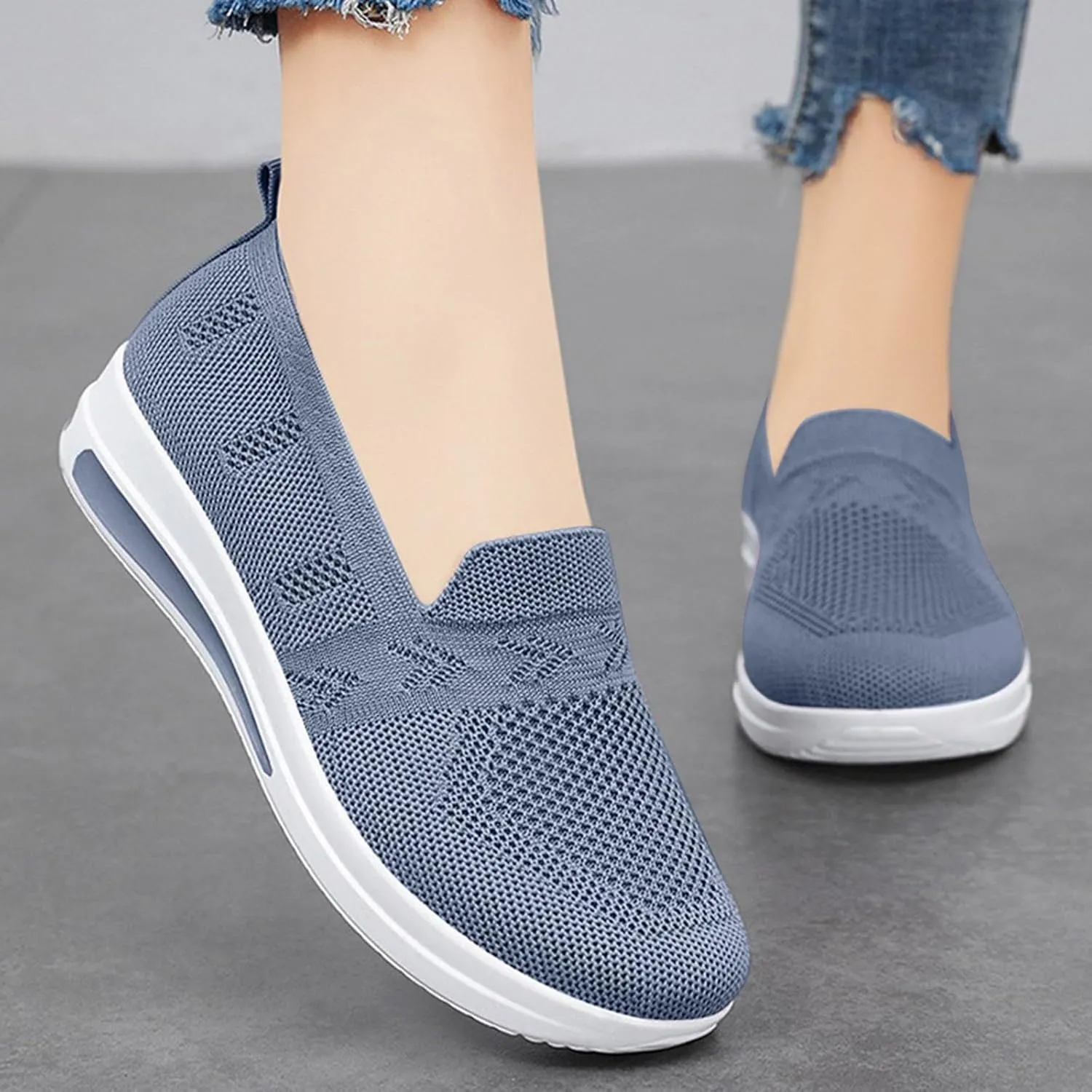 Women's Cushion Sneakers Breathable Lightweight Mesh Hiking Shoes Low Top Slip On Tennis Shoes for Women
