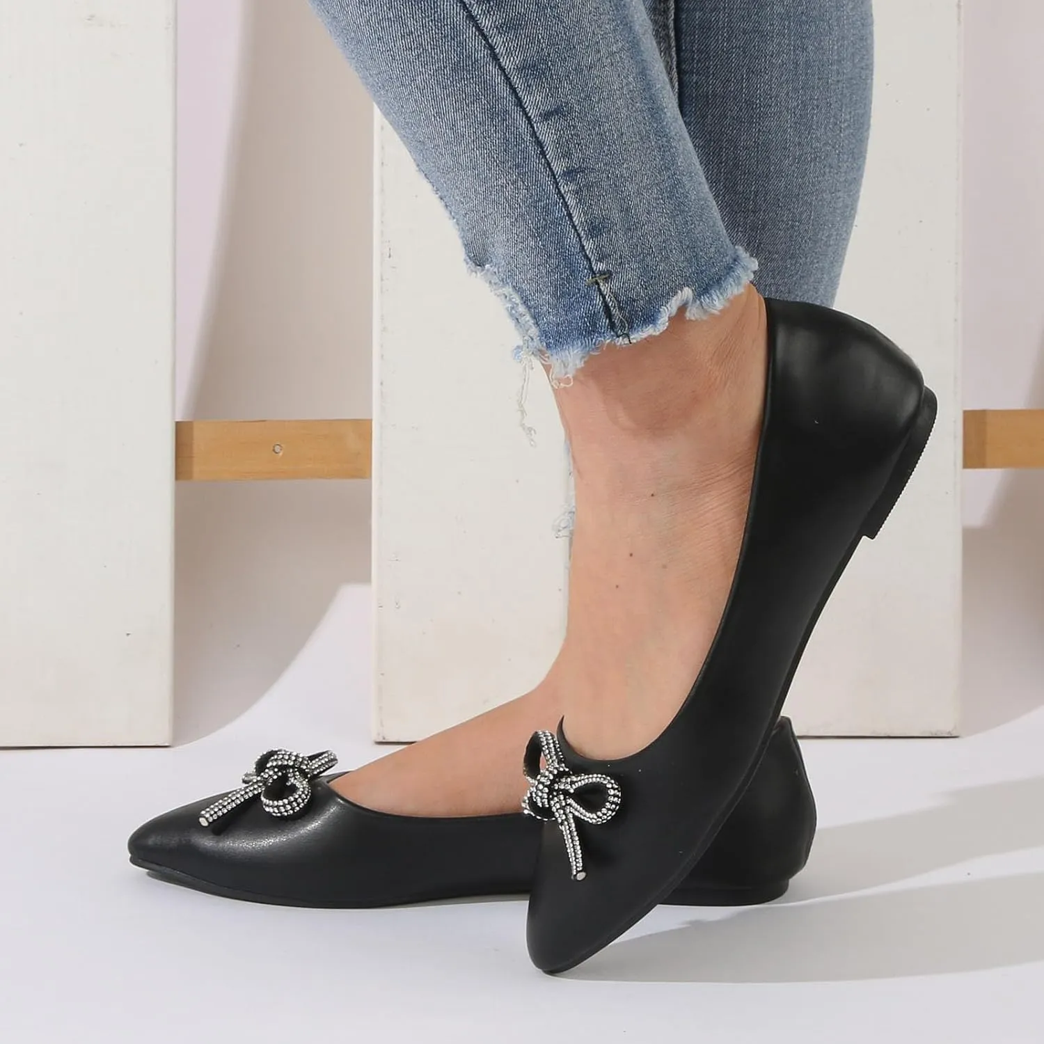 Women's Dress Flats Ballet Women Shoes Fashionable Flat Sole Single Shoes Fly Woven Classic Softable Low Wedge